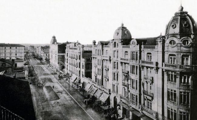 Avenida Ordoño II desde el Torreón Almazor ca.1912