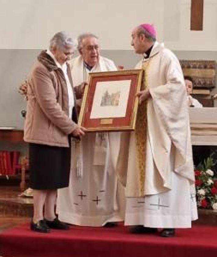 Imagen secundaria 2 - Eucaristía de despedida de las Carmelitas de Veguellina de Órbigo.