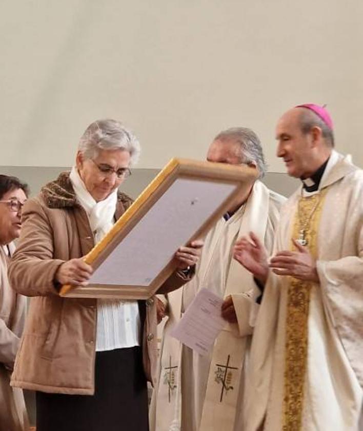 Imagen secundaria 2 - Eucaristía de despedida a las Carmelitas de Veguellina de Órbigo.