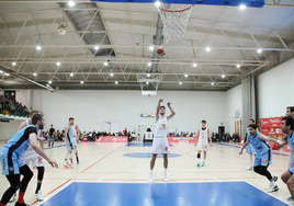 Imagen del último partido en San Esteban, Cultural 90-71 Lugo.