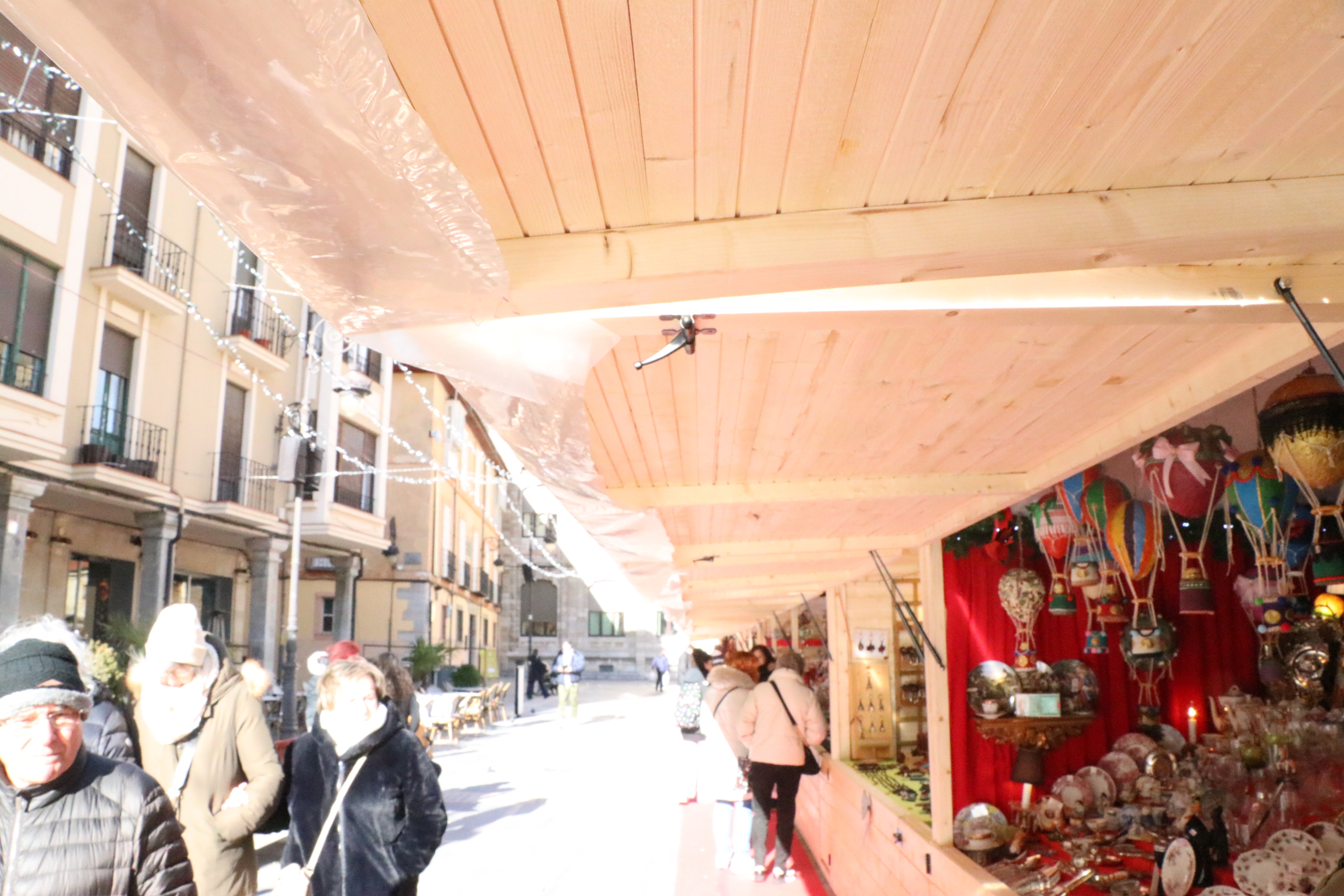 Todas la incidencias del mercadillo de Navidad de León, en imágenes