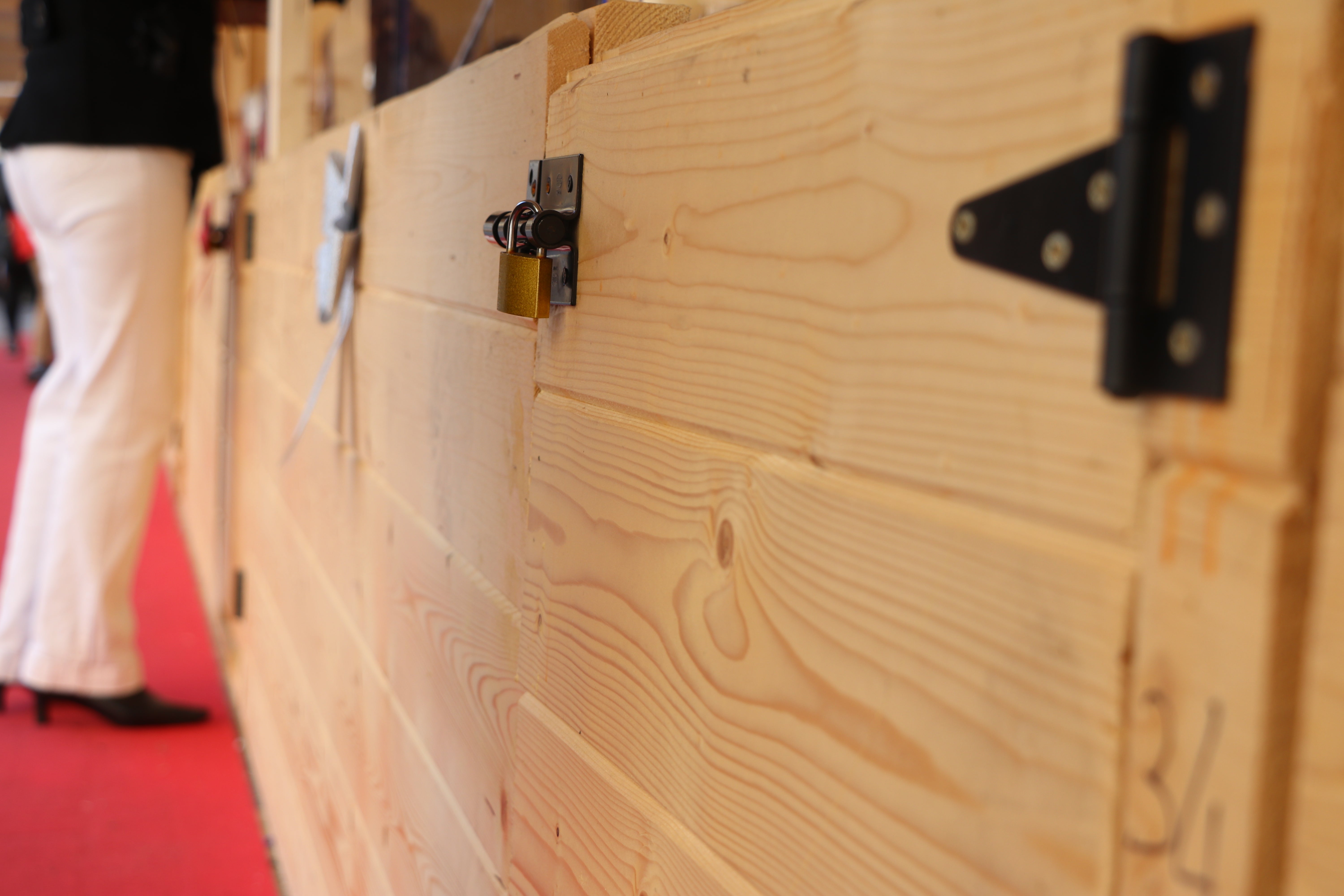 Todas la incidencias del mercadillo de Navidad de León, en imágenes