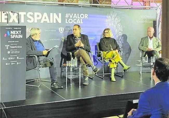 Carlos Aganzo, Valentín Martínez, M. Paz Martínez y Manuel Rodríguez.