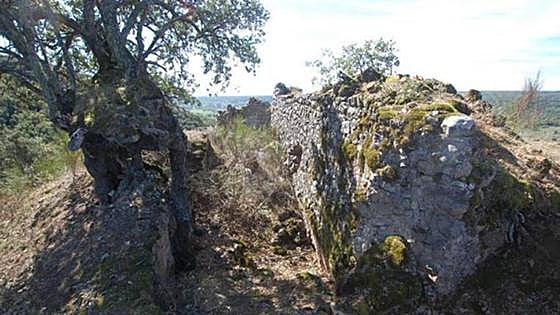 El Castillo de San Salvador encara la segunda fase de reparación con 280.000 euros