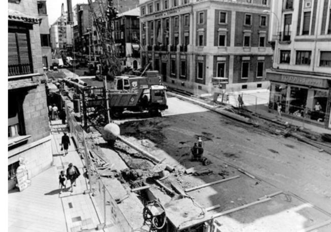 Obras en Avenida Ordoño II.