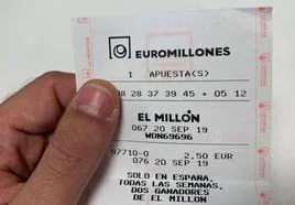 Imagen de archivo de un boleto del Euromillones.