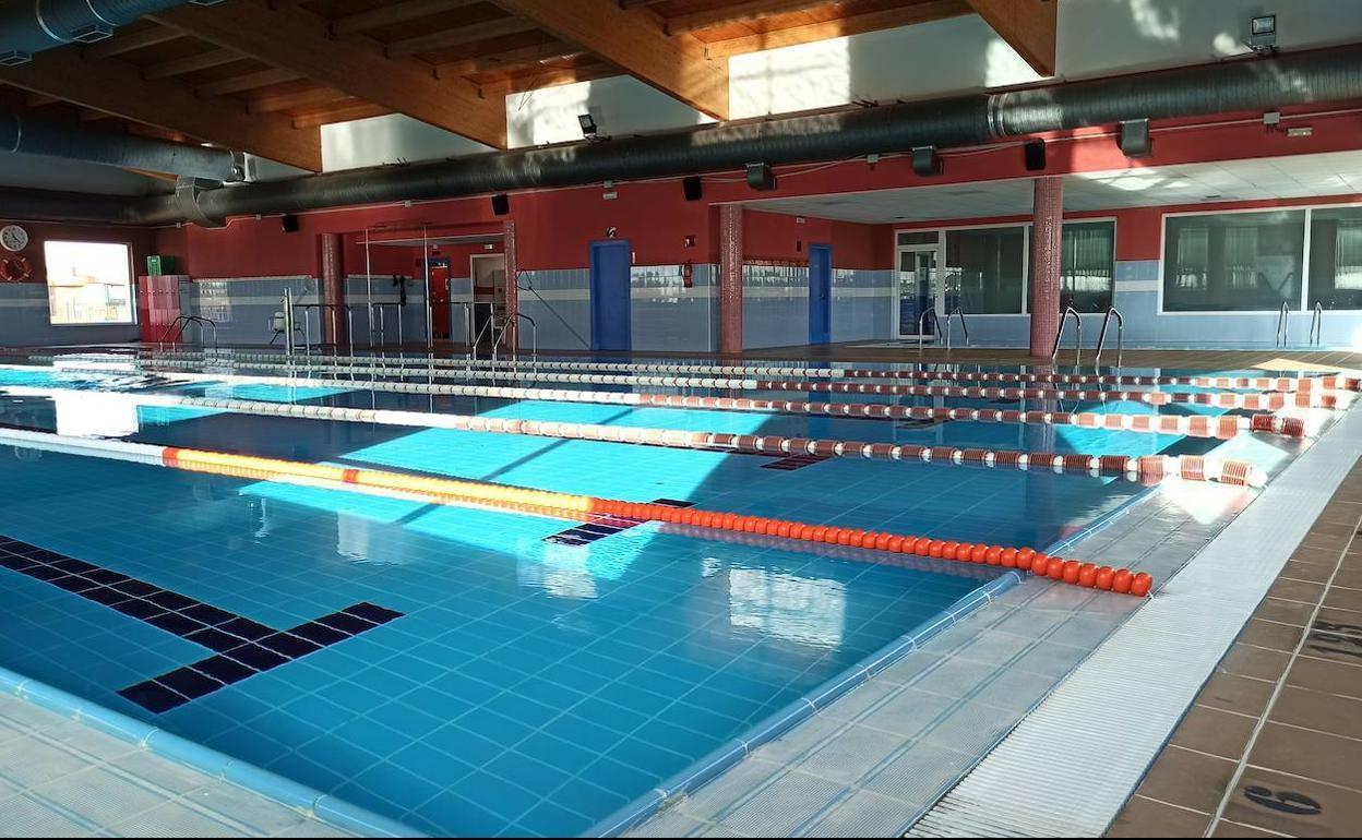 Piscina climatizada de Valencia de Don Juan.