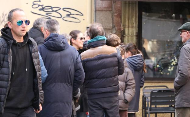 Galería. Las calles de León estuvieron repletas de gente durante esta Navidad.