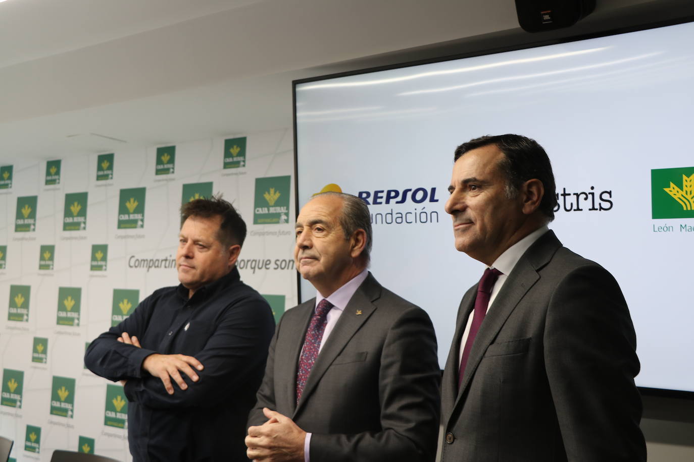 Caja Rural Zamora junto con Repsol y Sylvestris pone en marcha un proyecto de reforestación en 90 hectáreas en la pedanía de Viforcos