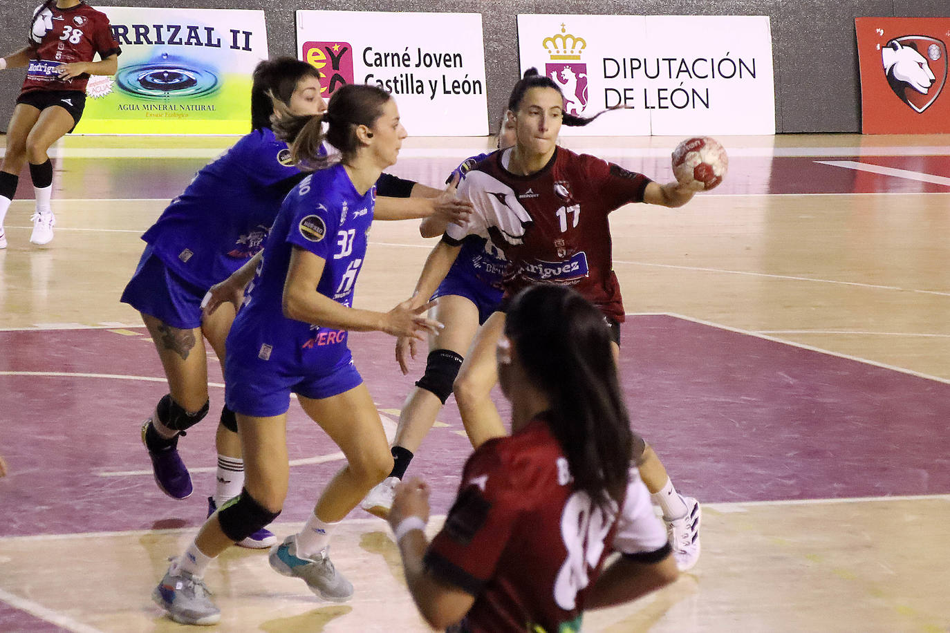 El conjunto leonés recibe en el Palacio a uno de los equipos más fuertes de la División de Honor Oro, Prestigio Elda