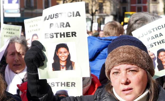 Concentración en recuerdo de Esther López, la joven de Traspinedo desaparecida el 13 de enero de 2022 hallada muerta días después.