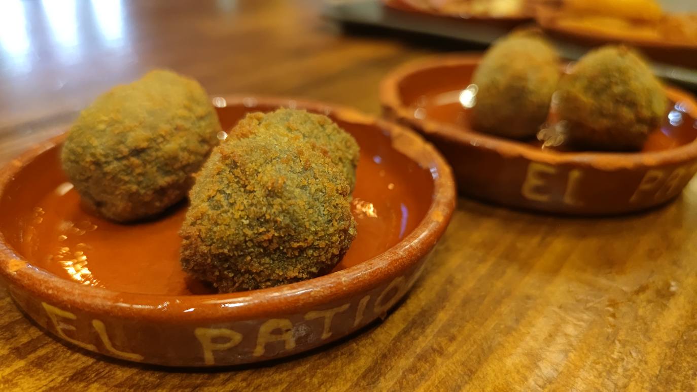 Las tapas ofrecidas en la Ruta de la Croqueta que realizaron los redactores de leonoticias. Croquetas de El Patio 