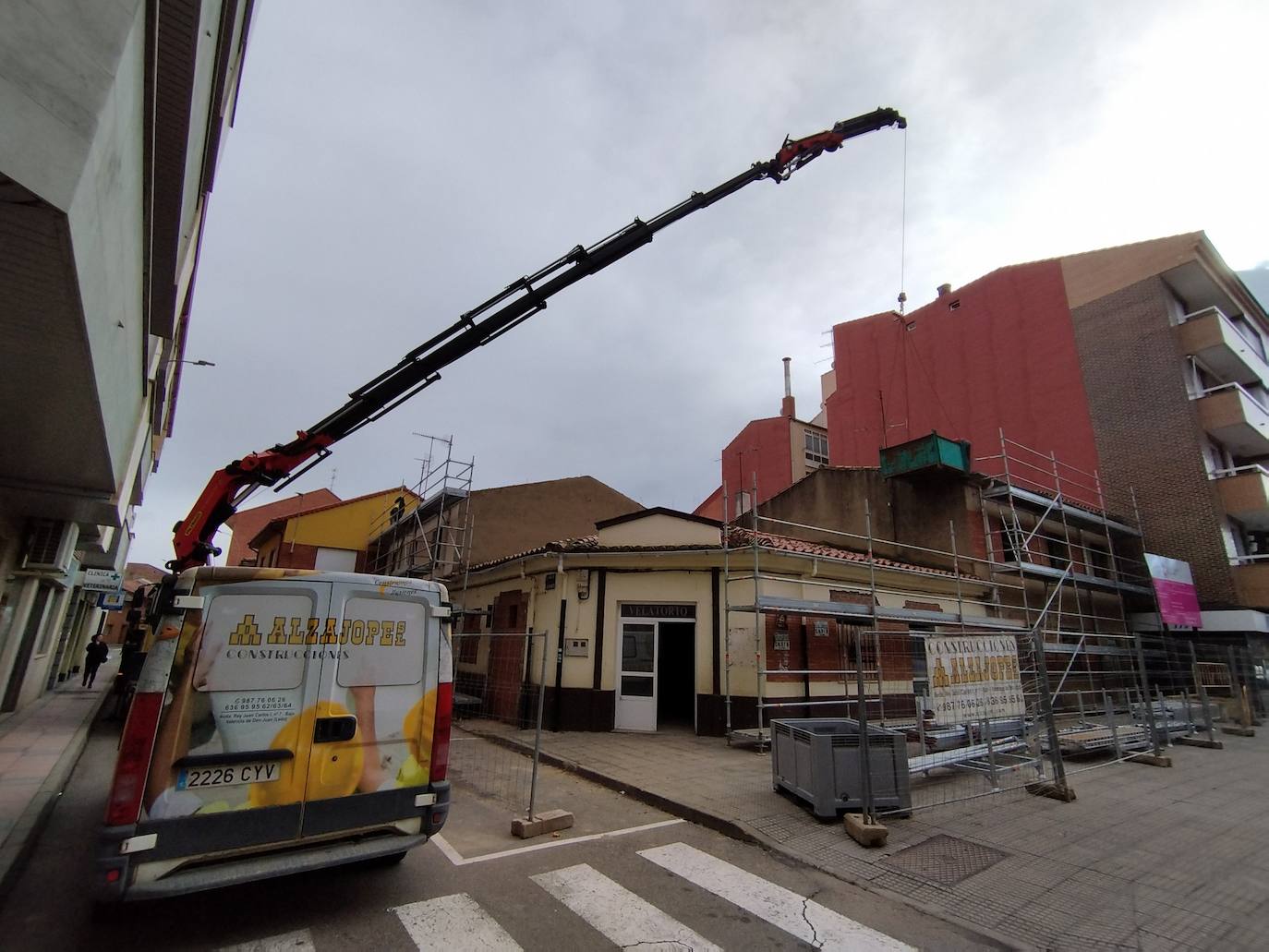 Las obras del Espacio del Mayor de Valencia de Don Juan se espera que acaben en marzo.