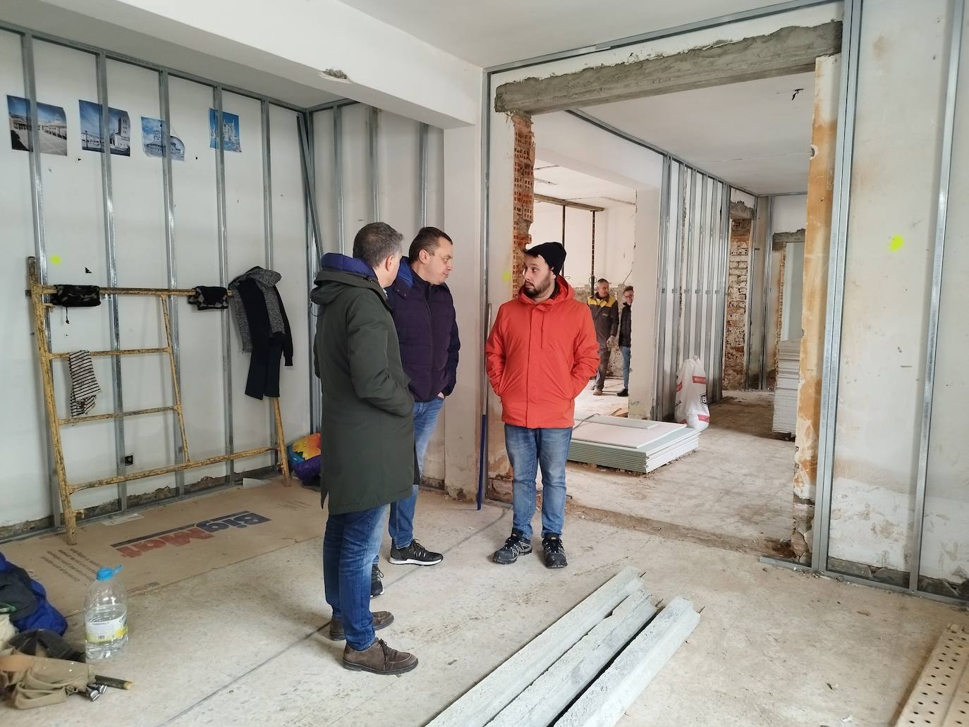 Las obras del Espacio del Mayor de Valencia de Don Juan se espera que acaben en marzo.