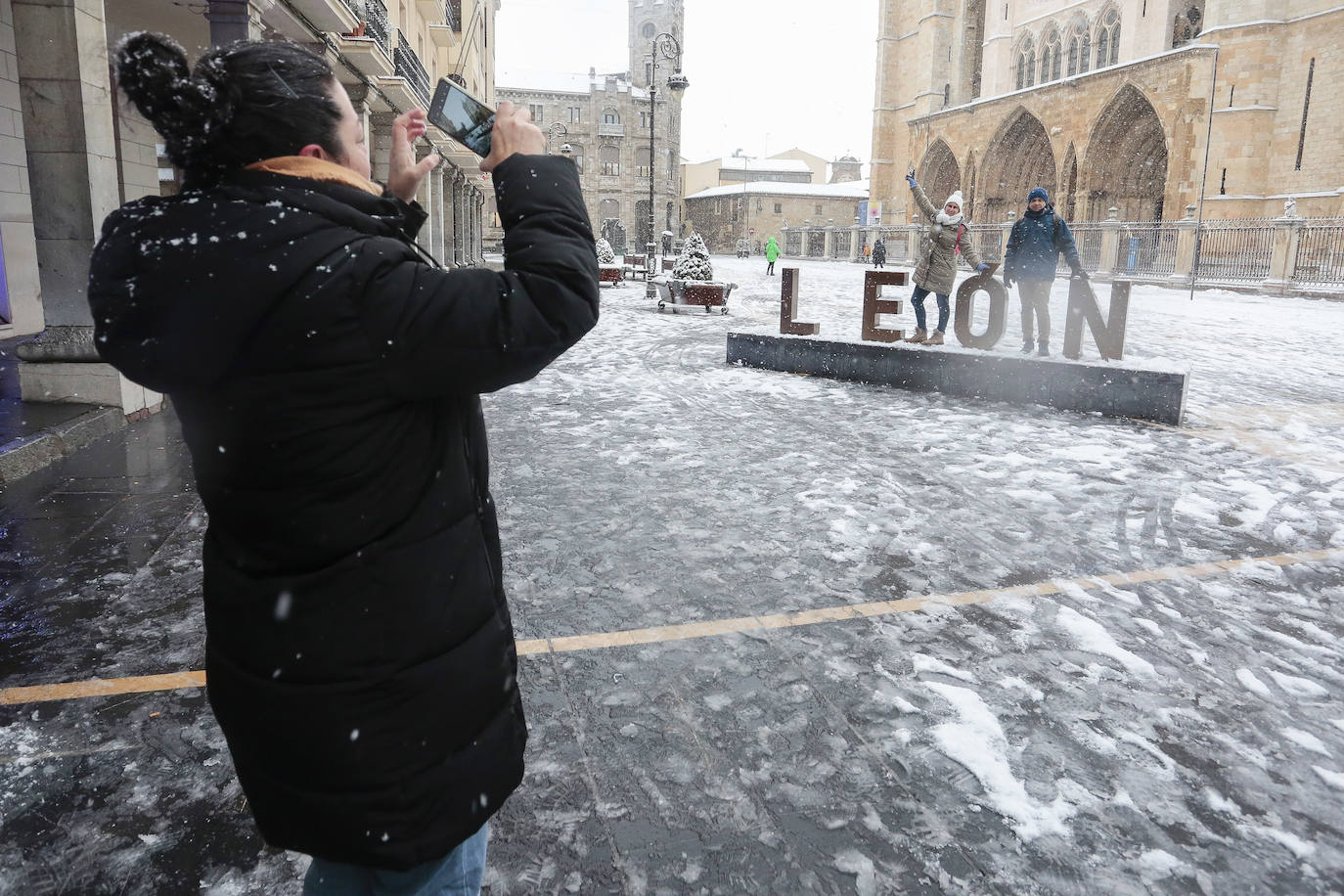 Fotos: Nieve en la capital leonesa