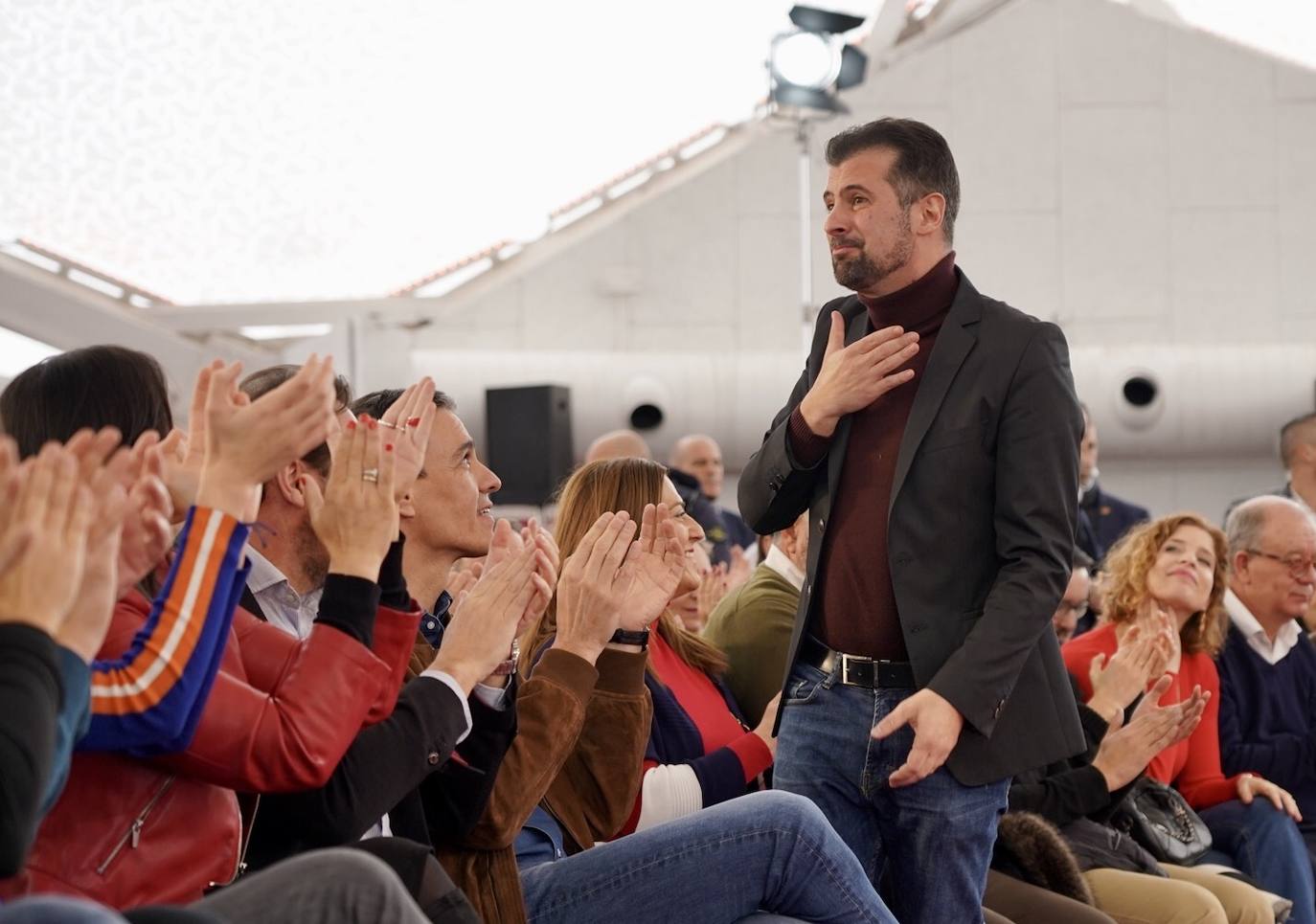 La cúpula del milenio acoge esta jornada para presentar a los candidatos a las alcaldías de las capitales de Castilla y León.