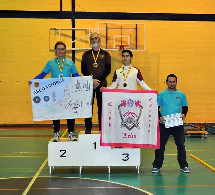 Los leoneses descollan en el Campeonato Provincial de Tiro con Arco en Sala 2023.