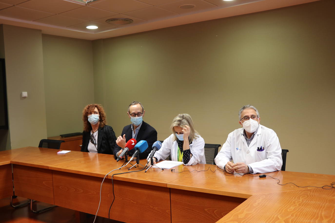 Las nuevas salas de repiro para familiares en la planta de Hematología del Hospital de León.