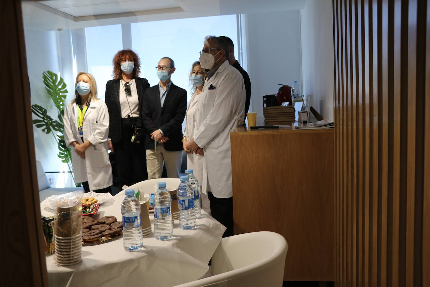 Las nuevas salas de repiro para familiares en la planta de Hematología del Hospital de León.
