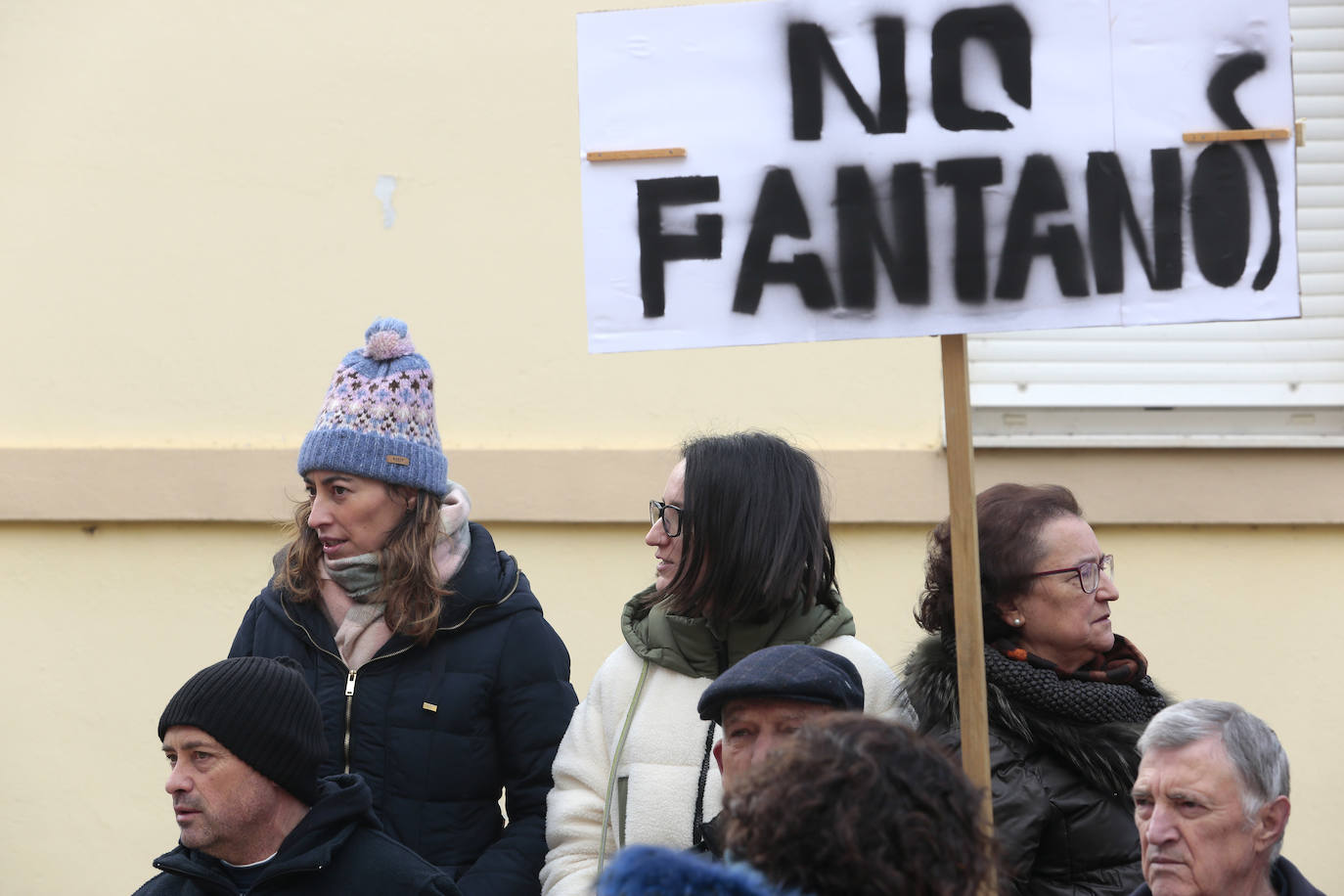 Reunión de alcaldes contra los pantanos La Rial y Los Morales. 