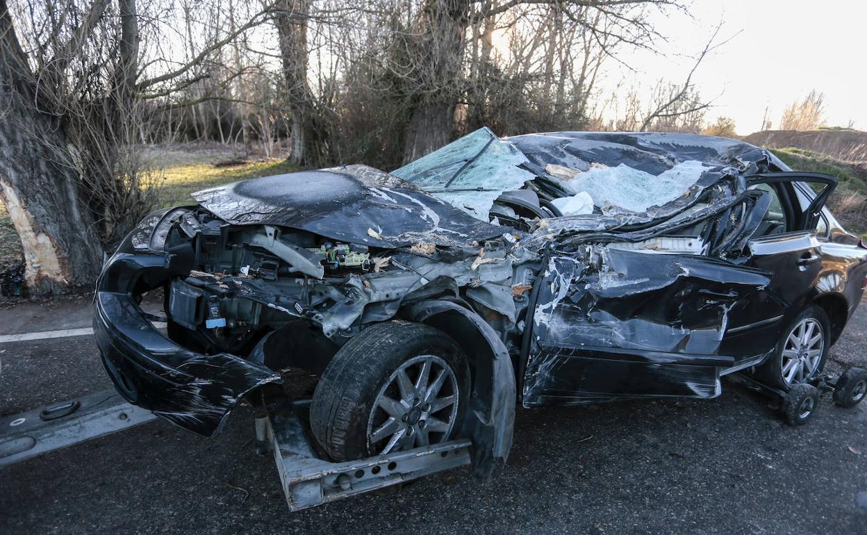 Un fallecido en un accidente de tráfico en la carretera de Vilecha de la capital leonesa. 