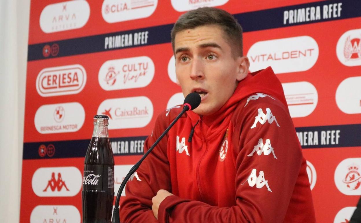 Íñigo Muñoz salió a cuatro horas del cierre de mercado.