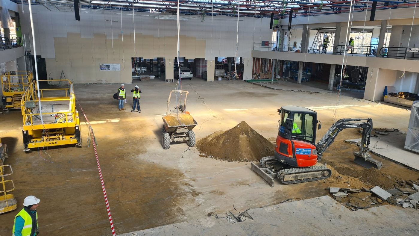 Obras del interior de la estación de Autobuses de León. 