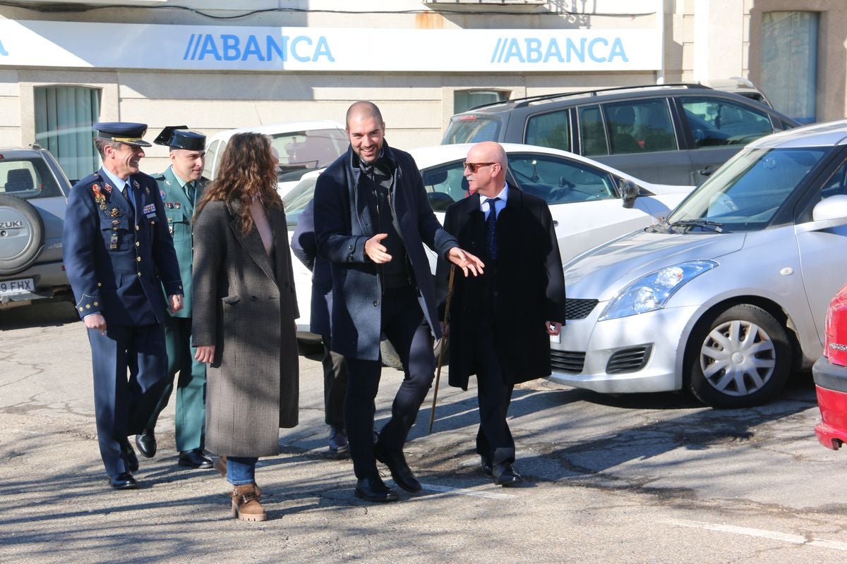 Pablo Álvarez ha recibido este viernes el reconocimiento como Hijo Adoptivo de la localidad de Riello de donde proceden sus padres y abuelos y dónde él ha pasado sus veranos.