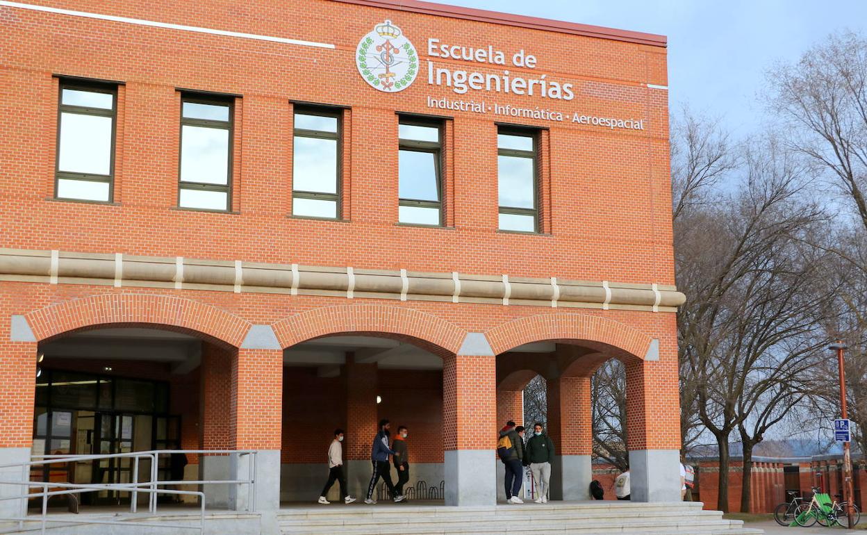 La Escuela de Ingenierías Industrial, Informática y Aeroespacial de León