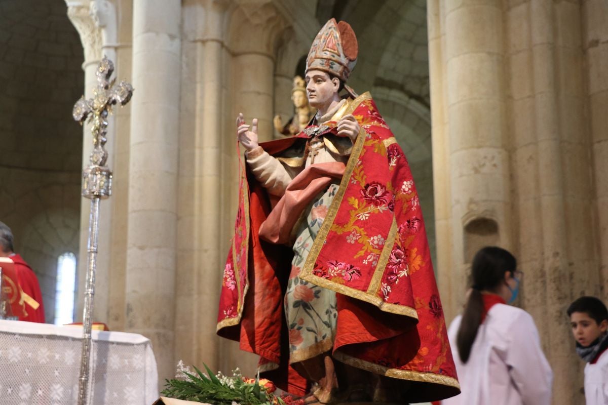 Gradefes ha celebrado este domingo su Feria de San Blas con un éxito rotundo de afluencia.