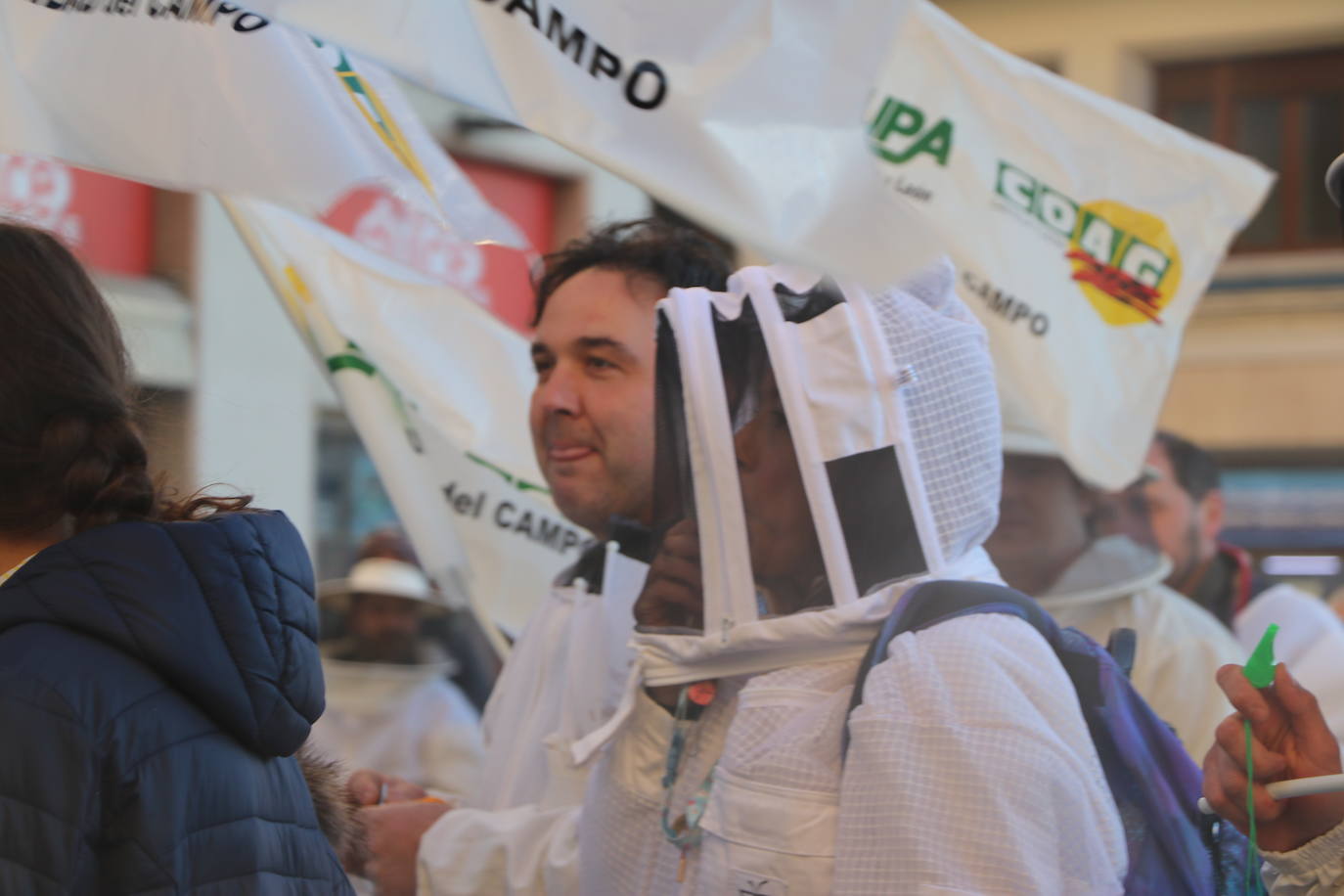 Organizaciones profesionales convocan una manifestación en León por una apicultura sostenible y rentable