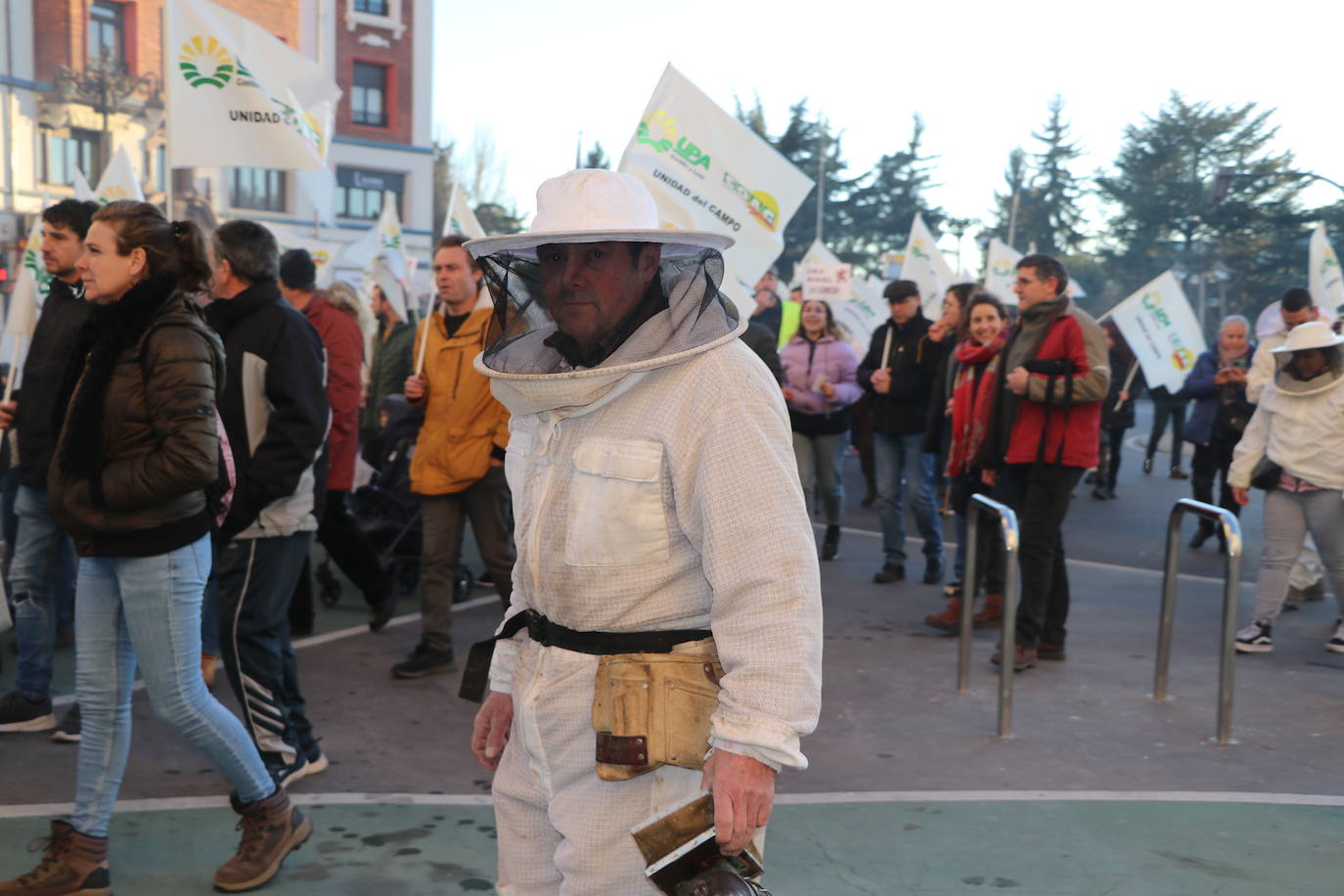 Organizaciones profesionales convocan una manifestación en León por una apicultura sostenible y rentable