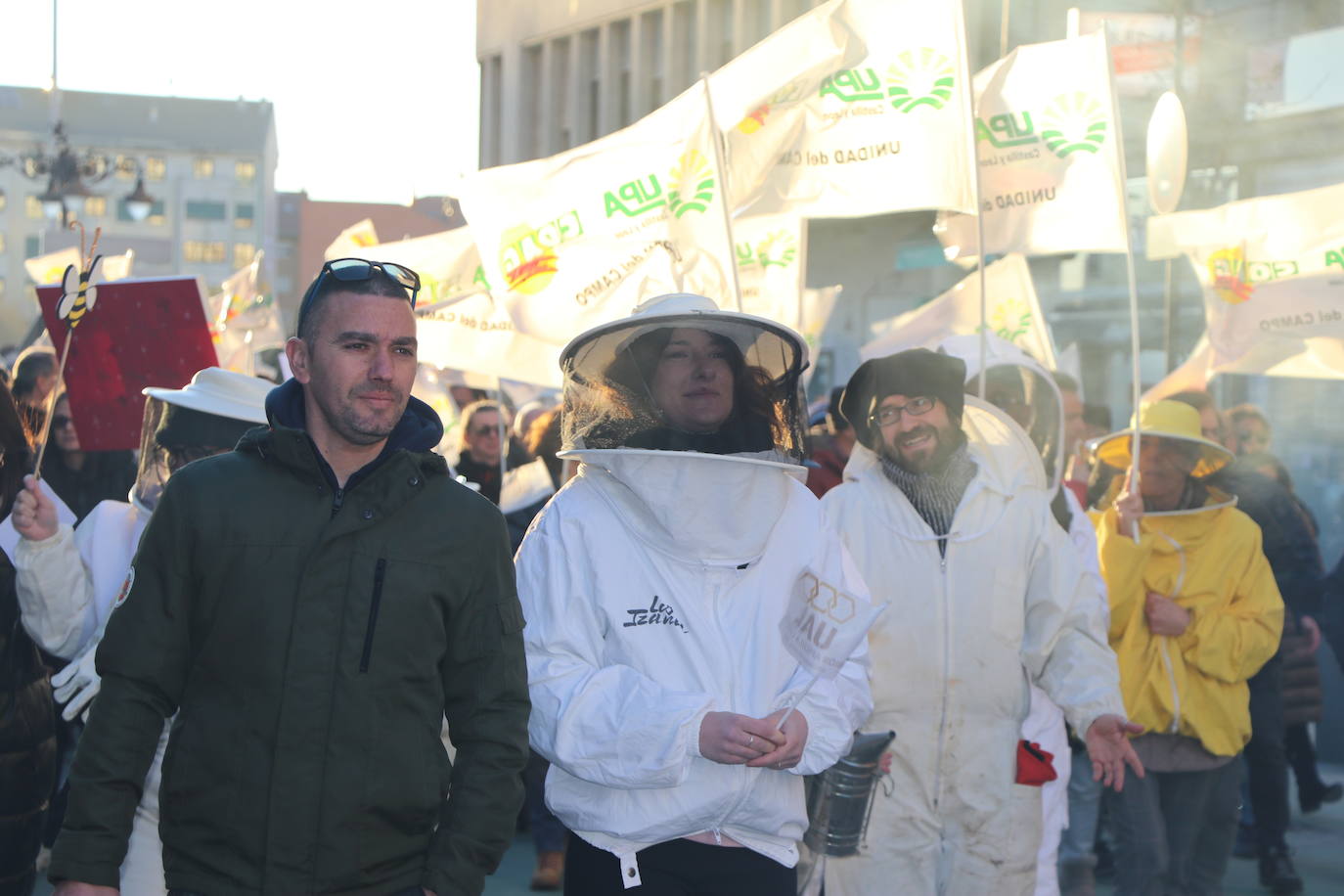 Organizaciones profesionales convocan una manifestación en León por una apicultura sostenible y rentable