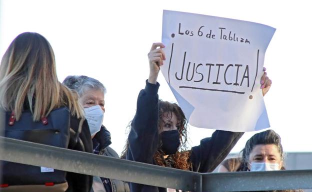 Las familias de los 'seis de Tabliza' piden «justicia y verdad» en el reinicio del juicio por la muerte de los mineros