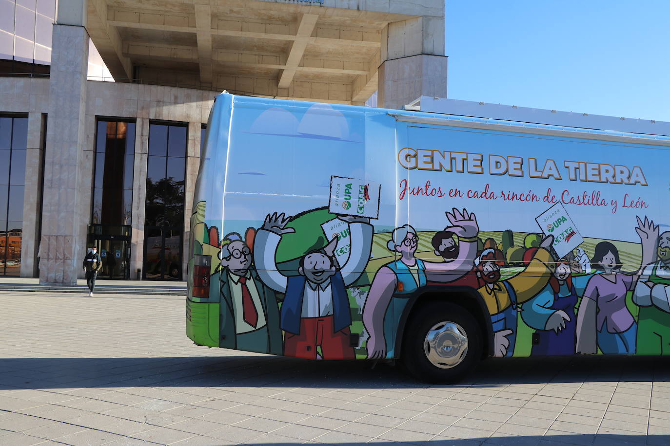 Presentación del autobús de la alianza Upa-Coag.