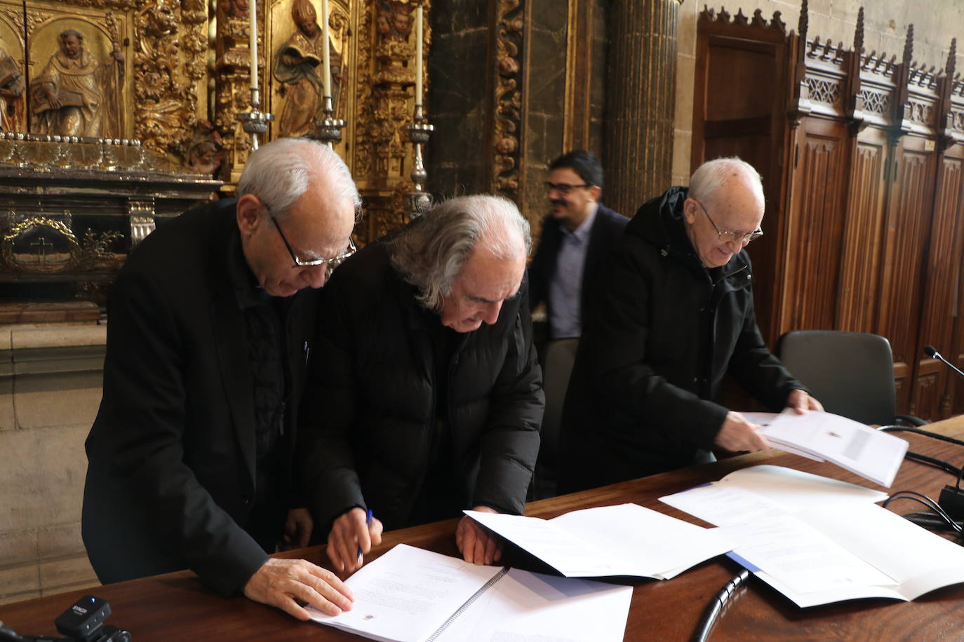 Recepción del legado de José María Muñiz Sánchez a la catedral de León