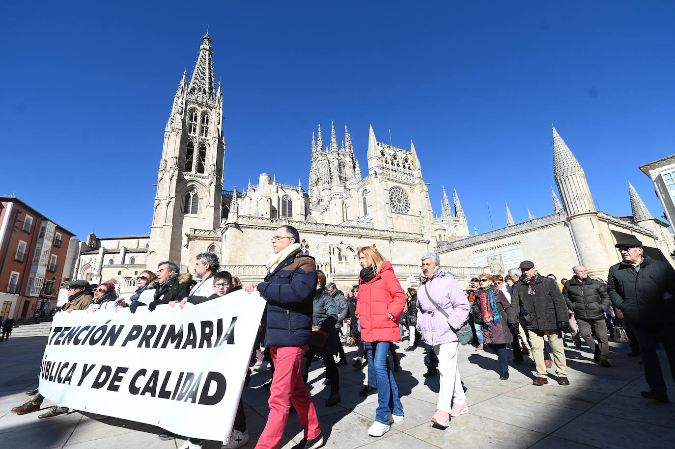 Fotos: Manifestación en Burgos en defensa de la Sanidad Pública