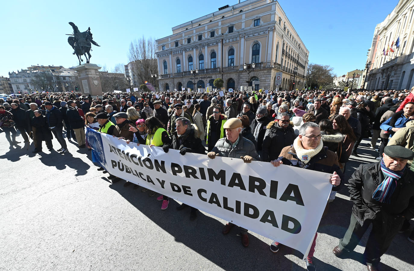 Fotos: Manifestación en Burgos en defensa de la Sanidad Pública