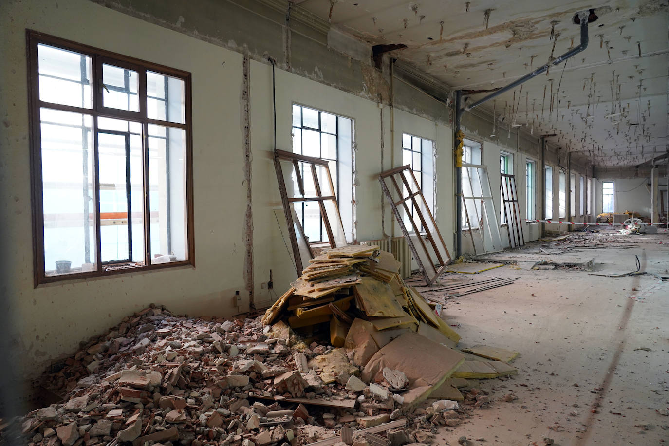 Visita a las obras de rehabilitación integral del edificio para uso administrativo de la Junta de Castilla y León.