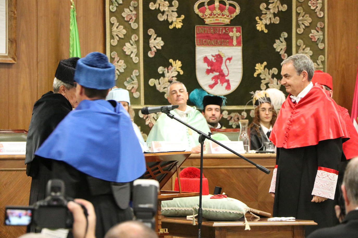 Acto académico de investidura del ex presidente del Gobierno, José Luis Rodríguez Zapatero, como Doctor Honoris Causa por la Universidad de León.