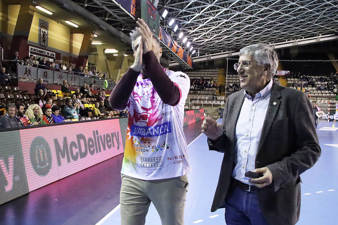 Partido disputado en el Palacio de los Deportes