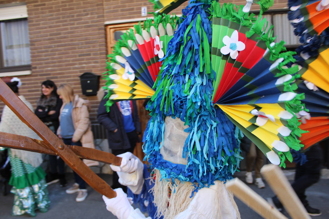 Cimanes del Tejar ha celebrado una de sus fiestas más enraizadas, el antruejo más tradicional