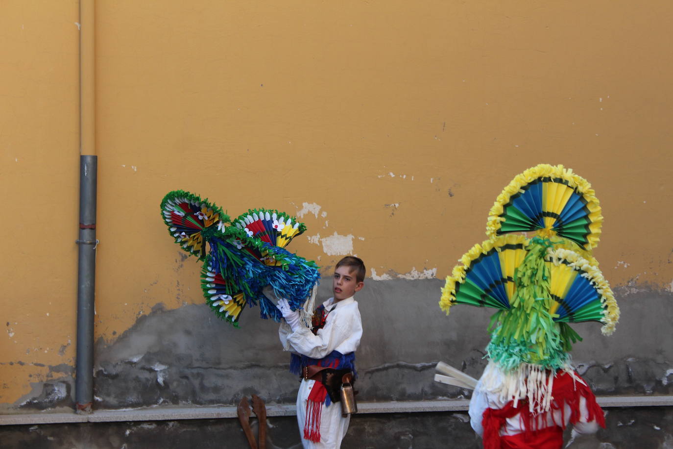 Cimanes del Tejar ha celebrado una de sus fiestas más enraizadas, el antruejo más tradicional