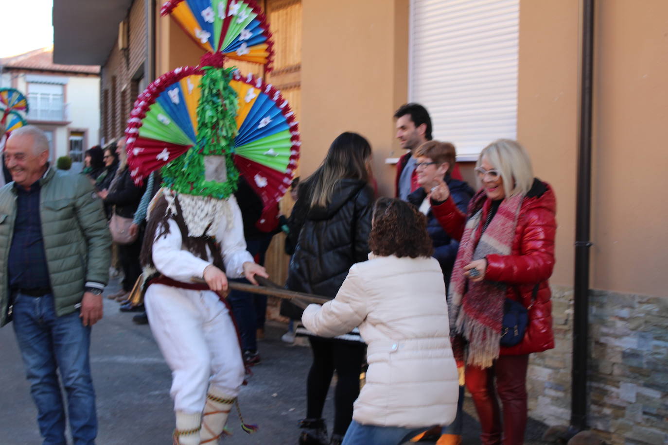 Cimanes del Tejar ha celebrado una de sus fiestas más enraizadas, el antruejo más tradicional