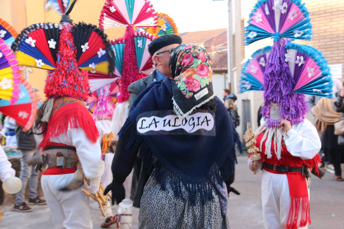 Cimanes del Tejar ha celebrado una de sus fiestas más enraizadas, el antruejo más tradicional