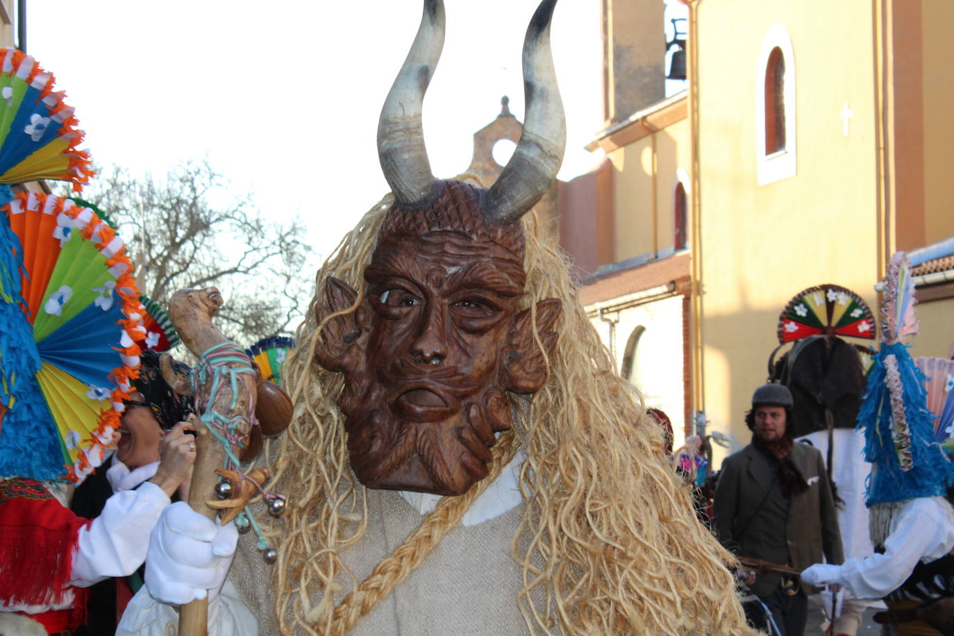 Cimanes del Tejar ha celebrado una de sus fiestas más enraizadas, el antruejo más tradicional