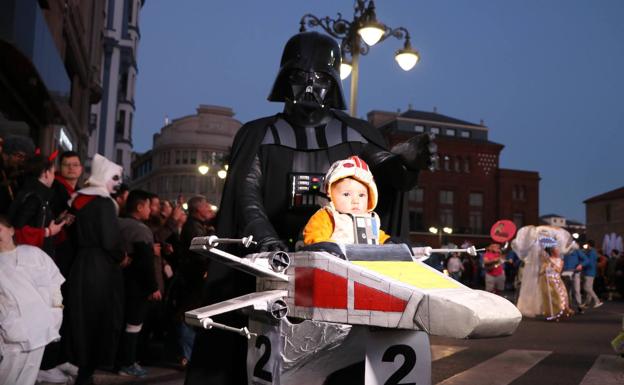 Galería. Las naves de Star Wars aterrizaron en León.