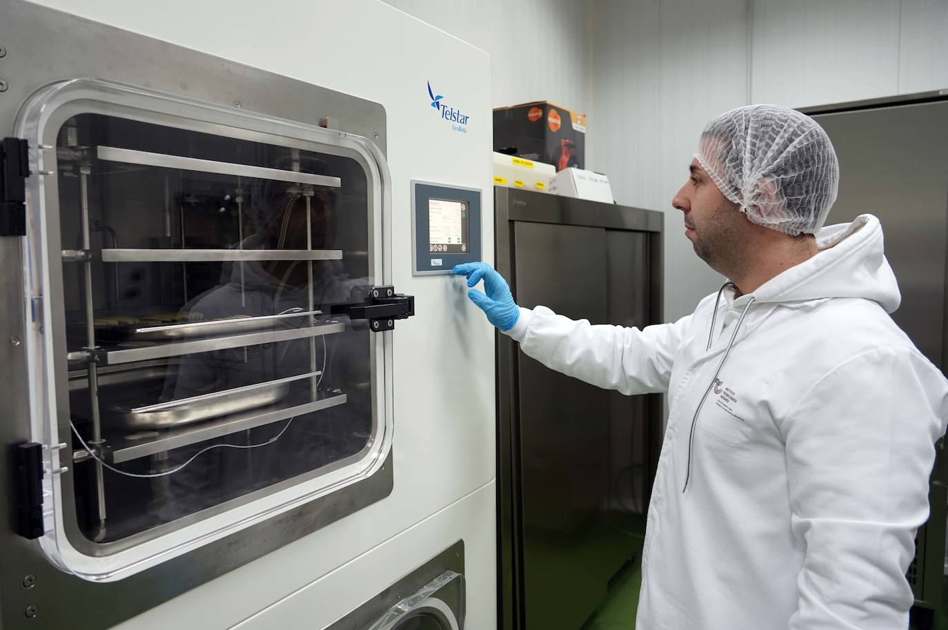 Cata del proyecto de investigación 'Bierzo Sensomarkt' del Itacyl con la colaboración de Alimentos de Calidad de El Bierzo y la empresa palentina Sociograph, que aplica la innovación tecnológica a la pera Conferencia y la manzana Reineta.