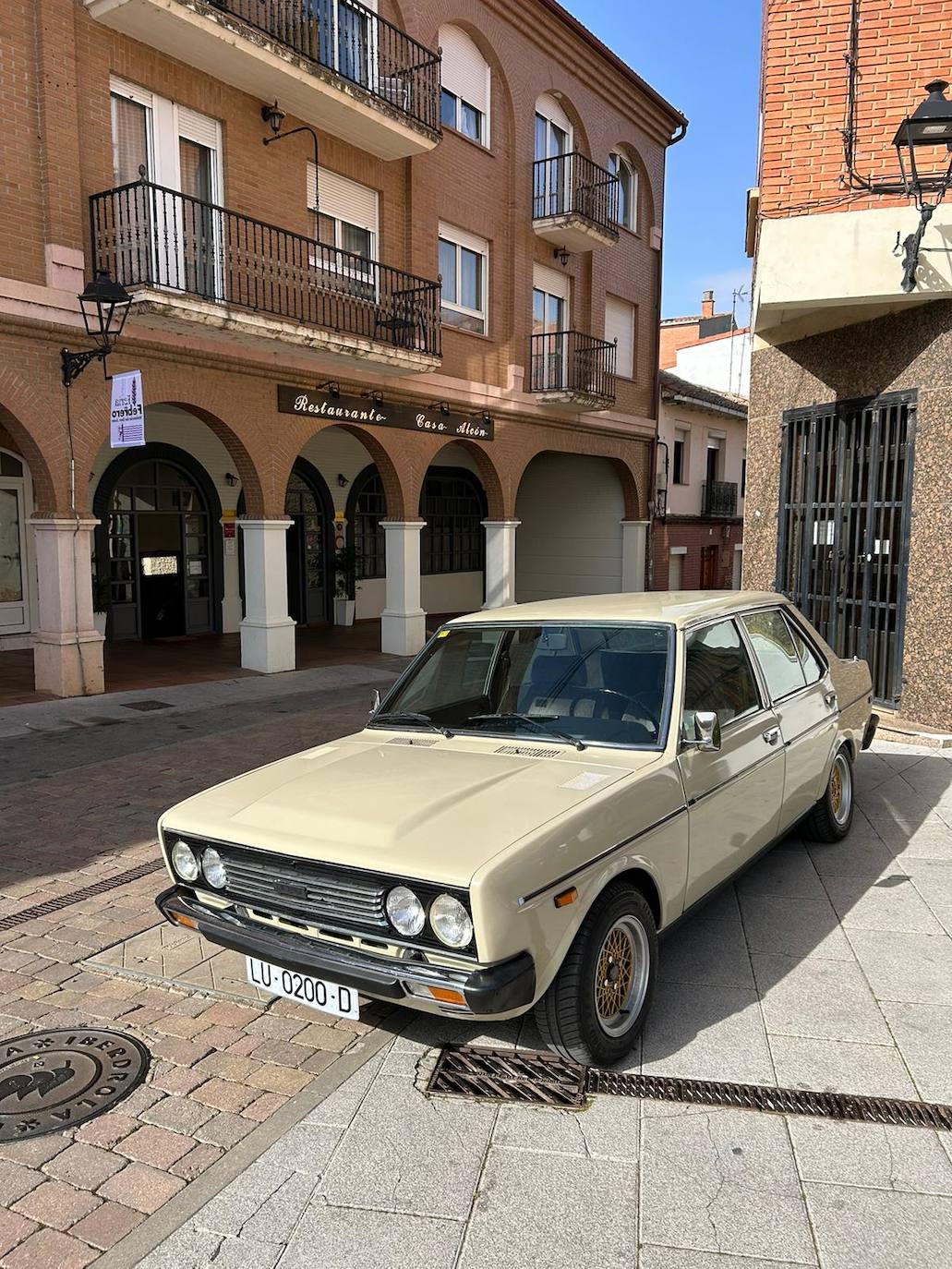 La 102ª Feria de Febrero ha tocado a su fin en una soleada mañana de domingo con miles de personas circulando por las calles de Valencia de Don Juan..