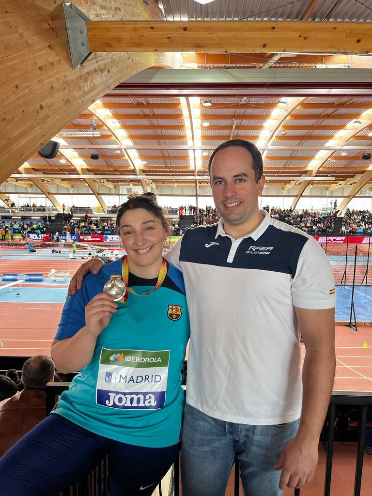 Los atletas leoneses hacen historia en el Campeonato de España de pista Cubierta.